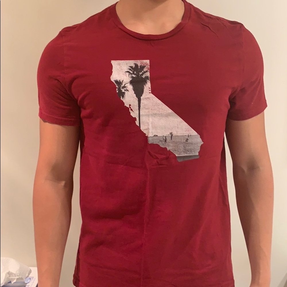 Express Mahogany Cali Graphic T-Shirt